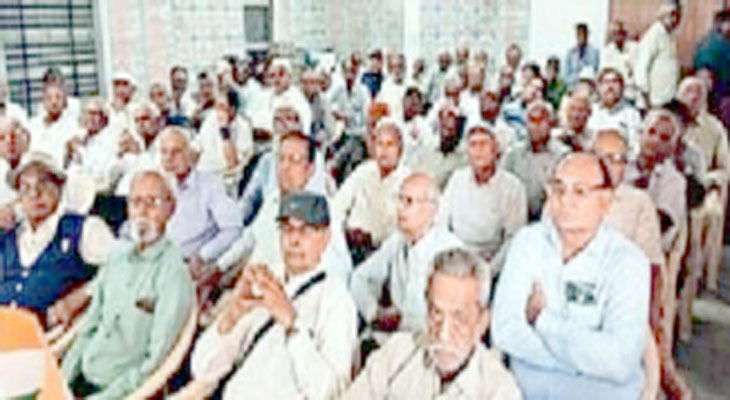 Aajkaal Daily (Desh Pardesh Ni Aajkaal)