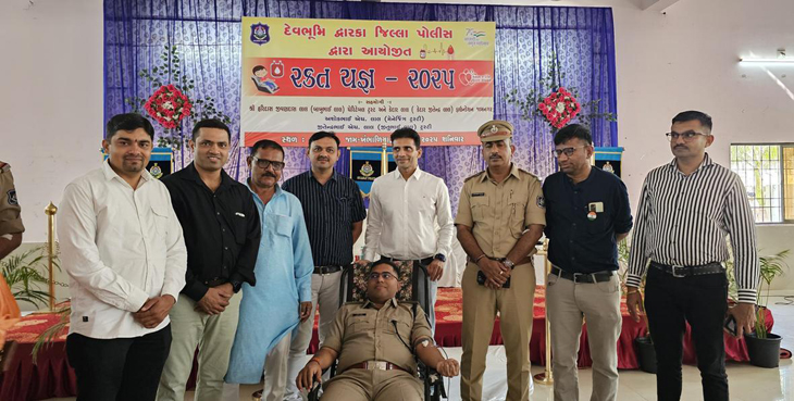 Aajkaal Daily (Desh Pardesh Ni Aajkaal)