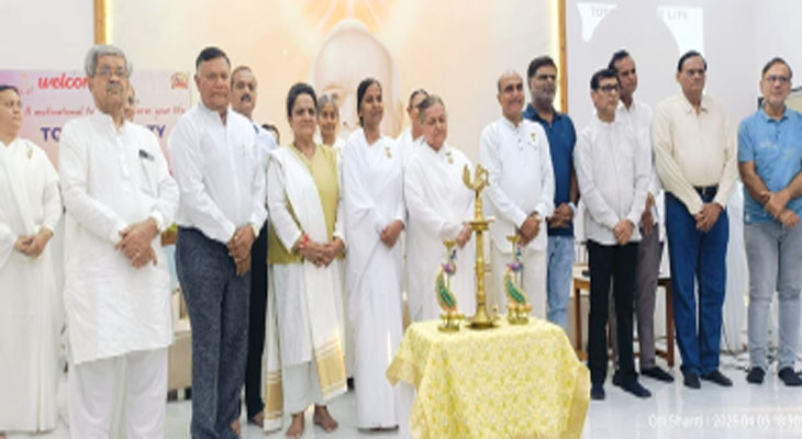 Aajkaal Daily (Desh Pardesh Ni Aajkaal)