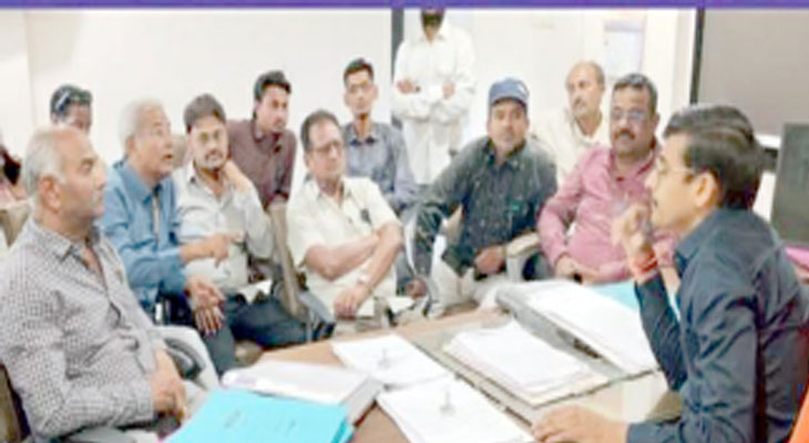 Aajkaal Daily (Desh Pardesh Ni Aajkaal)