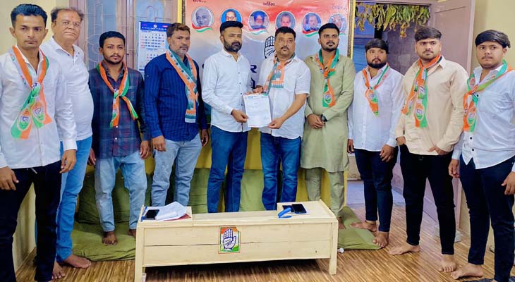 Aajkaal Daily (Desh Pardesh Ni Aajkaal)
