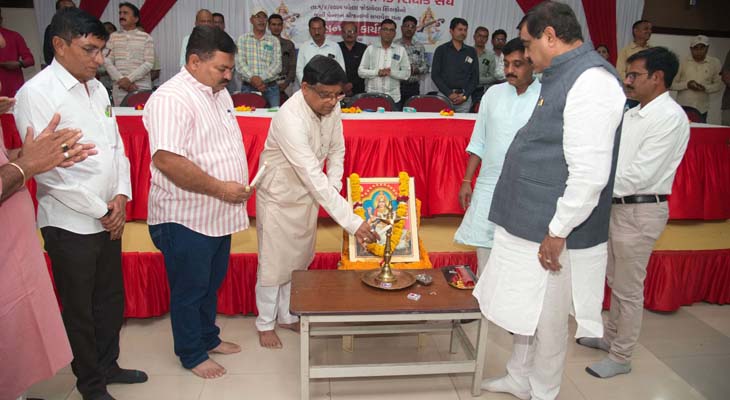Aajkaal Daily (Desh Pardesh Ni Aajkaal)