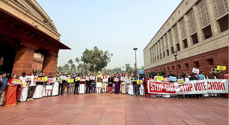 Aajkaal Daily (Desh Pardesh Ni Aajkaal)