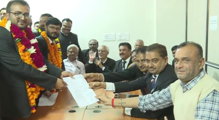 Aajkaal Daily (Desh Pardesh Ni Aajkaal)