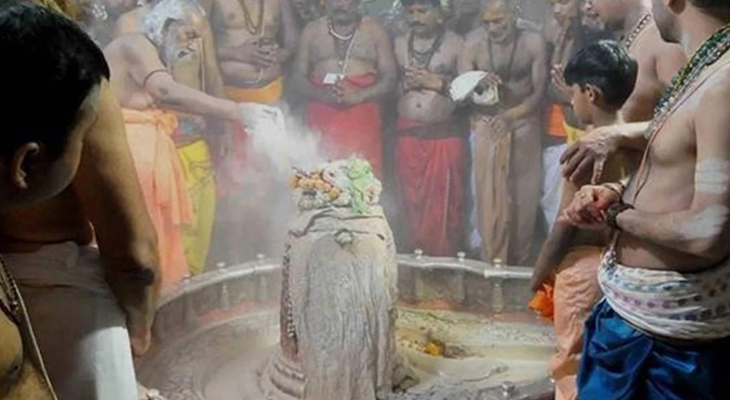 Aajkaal Daily (Desh Pardesh Ni Aajkaal)