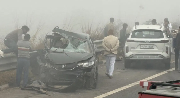 Aajkaal Daily (Desh Pardesh Ni Aajkaal)