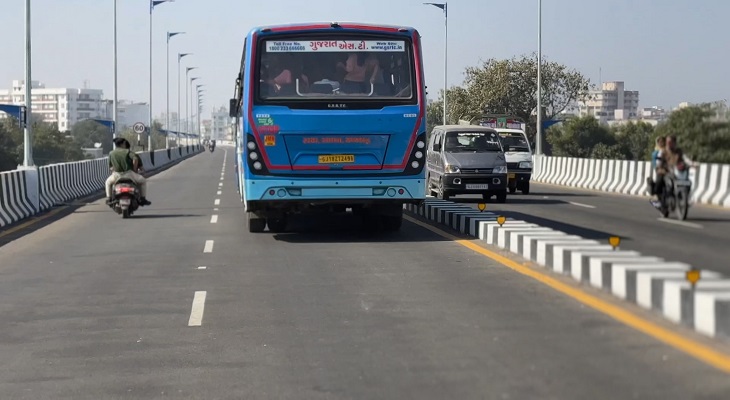 Aajkaal Daily (Desh Pardesh Ni Aajkaal)