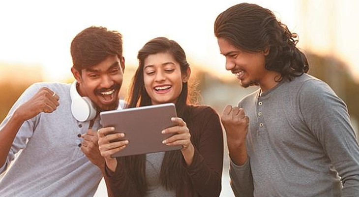 Aajkaal Daily (Desh Pardesh Ni Aajkaal)