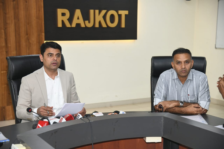 Aajkaal Daily (Desh Pardesh Ni Aajkaal)