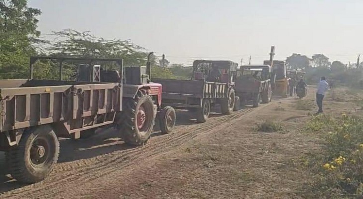 Aajkaal Daily (Desh Pardesh Ni Aajkaal)