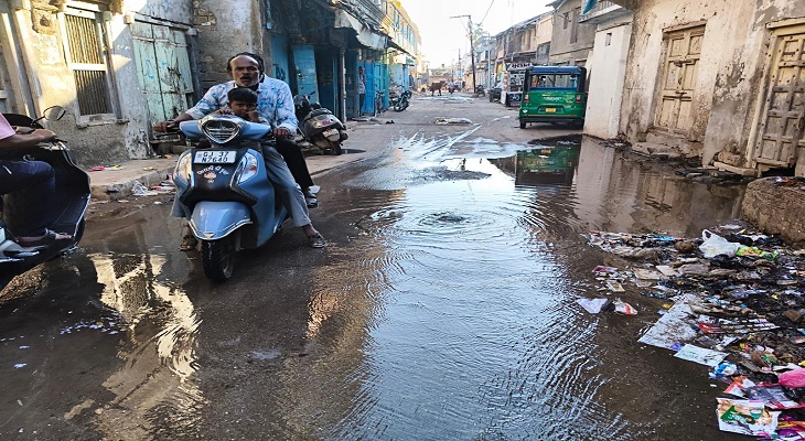 Aajkaal Daily (Desh Pardesh Ni Aajkaal)