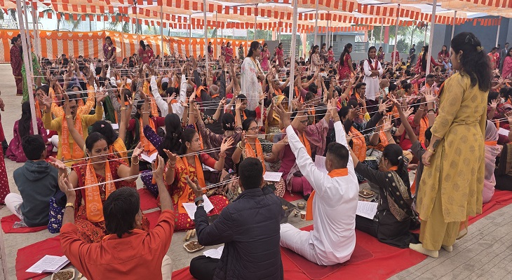 Aajkaal Daily (Desh Pardesh Ni Aajkaal)