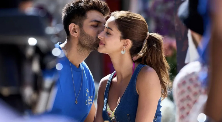 Aajkaal Daily (Desh Pardesh Ni Aajkaal)