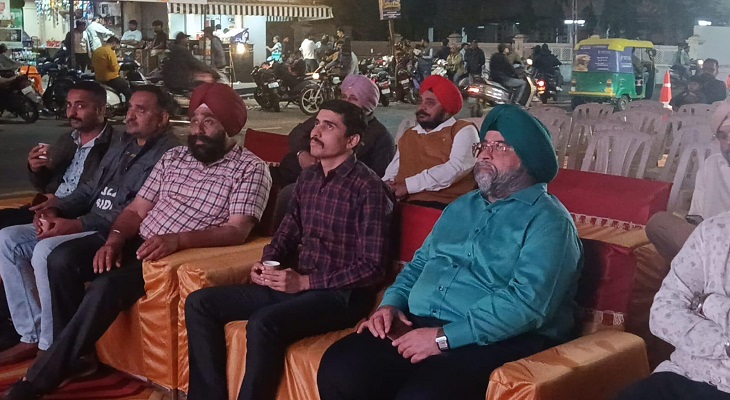 Aajkaal Daily (Desh Pardesh Ni Aajkaal)