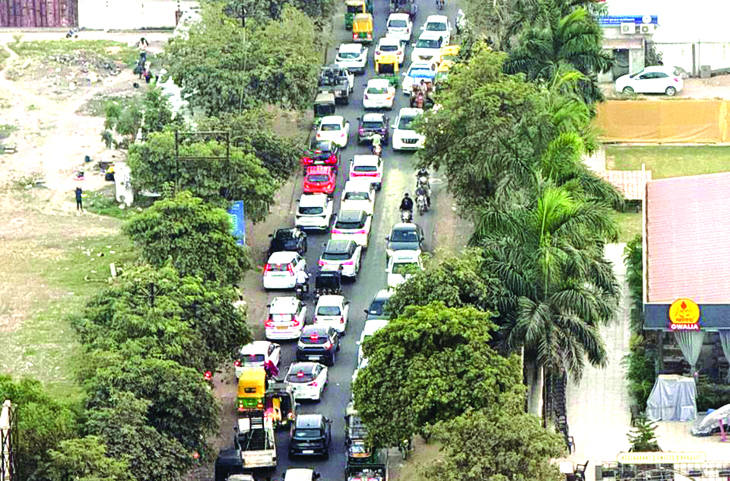 Aajkaal Daily (Desh Pardesh Ni Aajkaal)