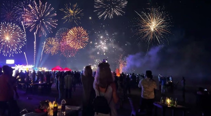 Aajkaal Daily (Desh Pardesh Ni Aajkaal)