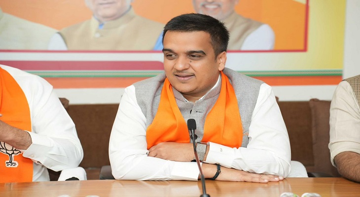 Aajkaal Daily (Desh Pardesh Ni Aajkaal)