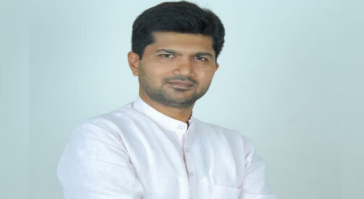 Aajkaal Daily (Desh Pardesh Ni Aajkaal)