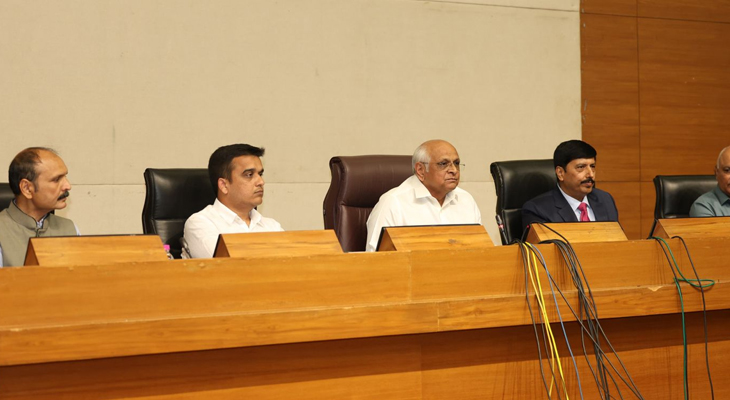 Aajkaal Daily (Desh Pardesh Ni Aajkaal)