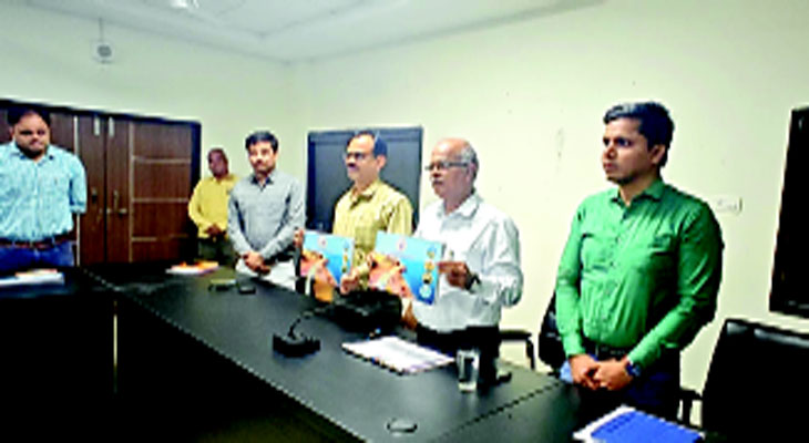 Aajkaal Daily (Desh Pardesh Ni Aajkaal)