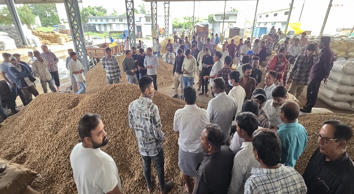 Aajkaal Daily (Desh Pardesh Ni Aajkaal)