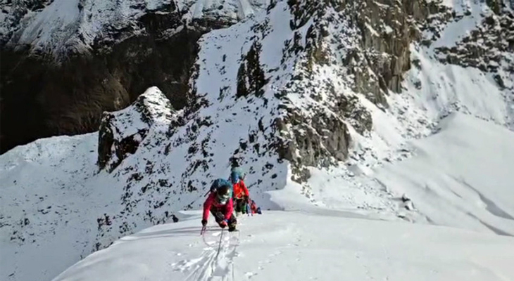 Aajkaal Daily (Desh Pardesh Ni Aajkaal)