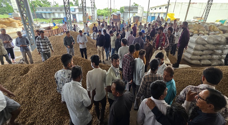 Aajkaal Daily (Desh Pardesh Ni Aajkaal)