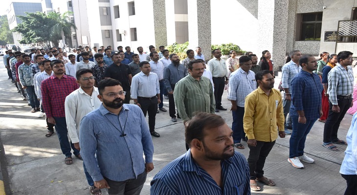 Aajkaal Daily (Desh Pardesh Ni Aajkaal)