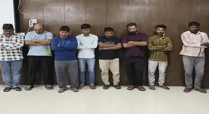 Aajkaal Daily (Desh Pardesh Ni Aajkaal)