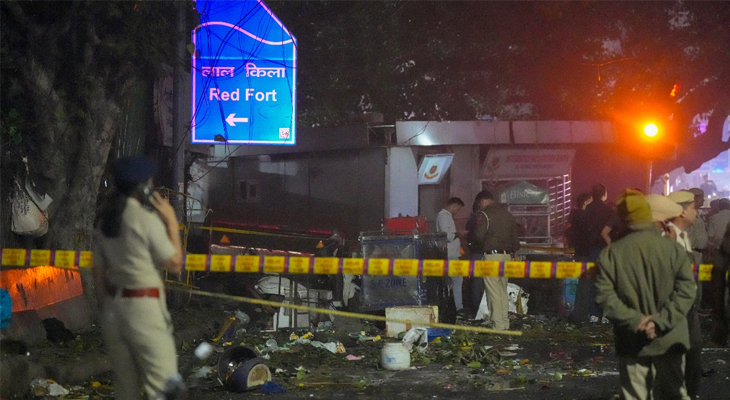 Aajkaal Daily (Desh Pardesh Ni Aajkaal)