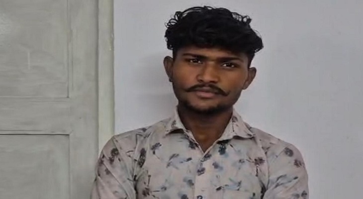 Aajkaal Daily (Desh Pardesh Ni Aajkaal)