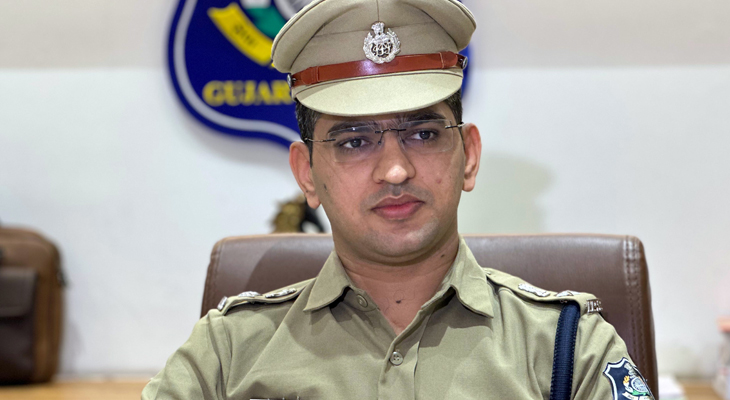 Aajkaal Daily (Desh Pardesh Ni Aajkaal)