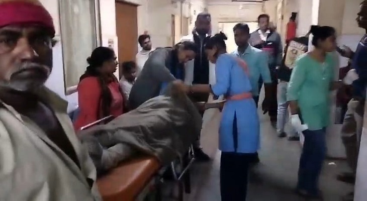 Aajkaal Daily (Desh Pardesh Ni Aajkaal)