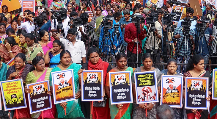 Aajkaal Daily (Desh Pardesh Ni Aajkaal)