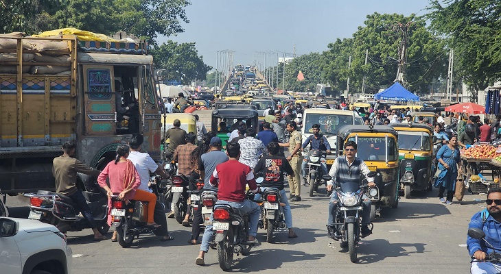 Aajkaal Daily (Desh Pardesh Ni Aajkaal)