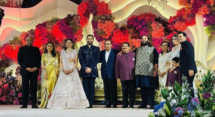 Aajkaal Daily (Desh Pardesh Ni Aajkaal)