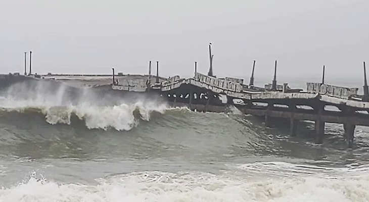 Aajkaal Daily (Desh Pardesh Ni Aajkaal)