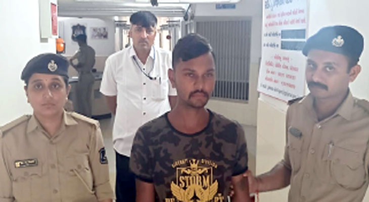 Aajkaal Daily (Desh Pardesh Ni Aajkaal)