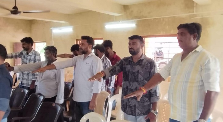 Aajkaal Daily (Desh Pardesh Ni Aajkaal)