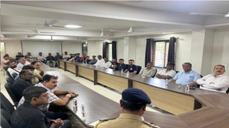 Aajkaal Daily (Desh Pardesh Ni Aajkaal)