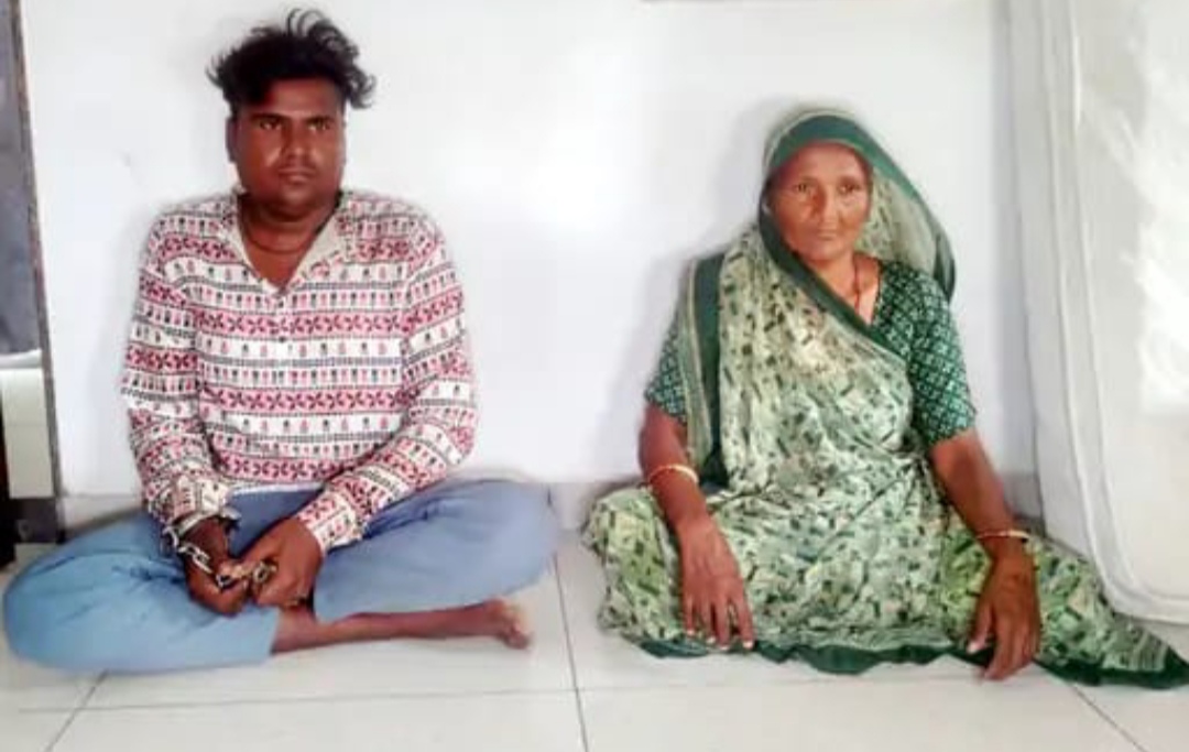 Aajkaal Daily (Desh Pardesh Ni Aajkaal)