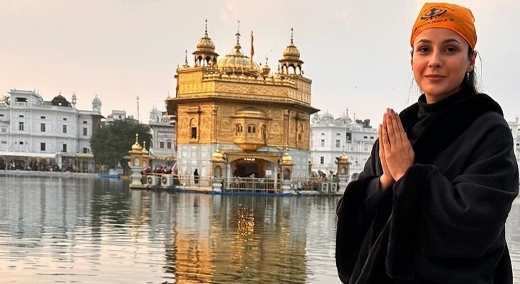 Aajkaal Daily (Desh Pardesh Ni Aajkaal)