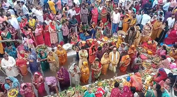 Aajkaal Daily (Desh Pardesh Ni Aajkaal)