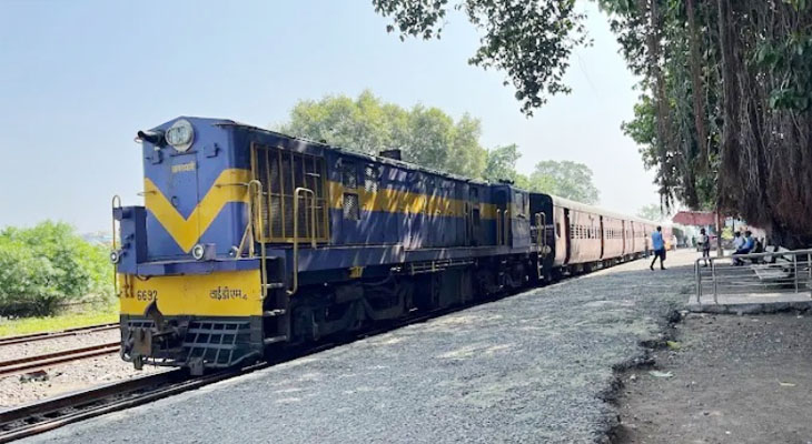 Aajkaal Daily (Desh Pardesh Ni Aajkaal)