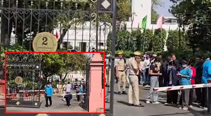 Aajkaal Daily (Desh Pardesh Ni Aajkaal)