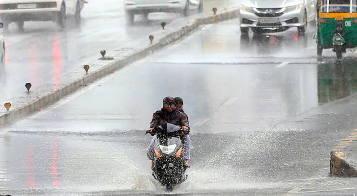 Aajkaal Daily (Desh Pardesh Ni Aajkaal)