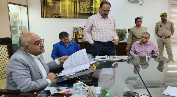 Aajkaal Daily (Desh Pardesh Ni Aajkaal)