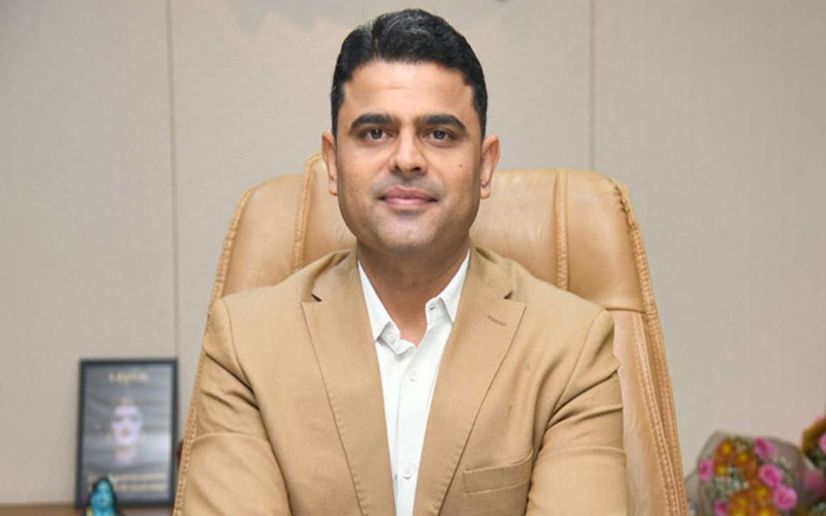 Aajkaal Daily (Desh Pardesh Ni Aajkaal)