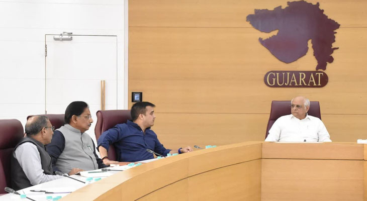 Aajkaal Daily (Desh Pardesh Ni Aajkaal)