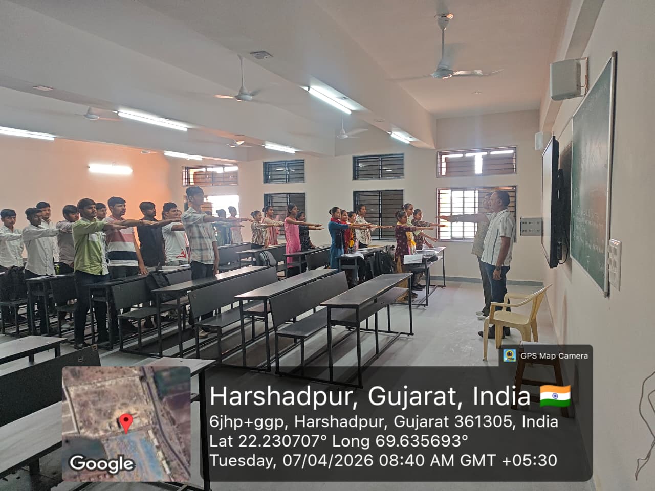 Aajkaal Daily (Desh Pardesh Ni Aajkaal)